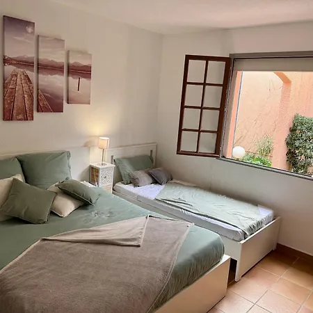 Villa De Charme A Cyprien Avec Piscine Et Jardin Mediterraneen, Et Commerces A 10 Minutes A Pieds