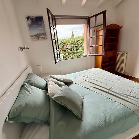 De Charme A Cyprien Avec Piscine Et Jardin Mediterraneen, Et Commerces A 10 Minutes A Pieds * Saint-Cyprien (Pyrenees-Orientales)
