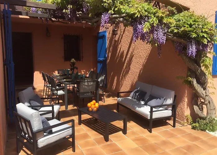 Βίλα De Charme A Cyprien Avec Piscine Et Jardin Mediterraneen, Et Commerces A 10 Minutes A Pieds *
