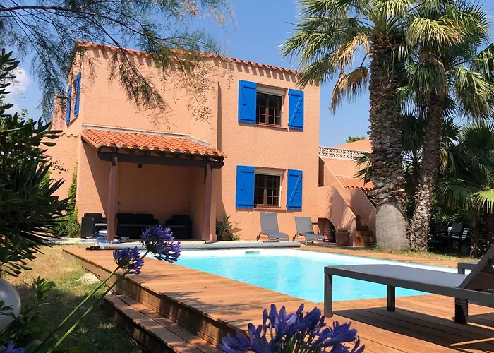 De Charme A Cyprien Avec Piscine Et Jardin Mediterraneen, Et Commerces A 10 Minutes A Pieds